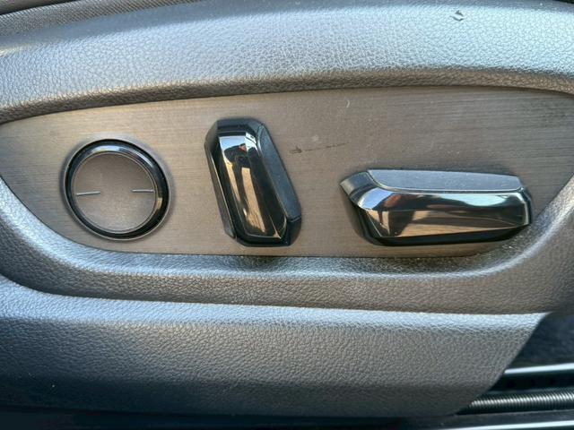 ＵＸ ２５０ｈ　Ｆスポーツ　衝突軽減／全周囲カメラ／レーダークルーズコントロール／コーナーセンサー／ＢＳＭ／ハンドルヒーター／シートヒーター／パワーシート／シートメモリ／ＥＴＣ／Ｂｌｕｅｔｏｏｔｈ／電動リアゲート／バックカメラ（40枚目）