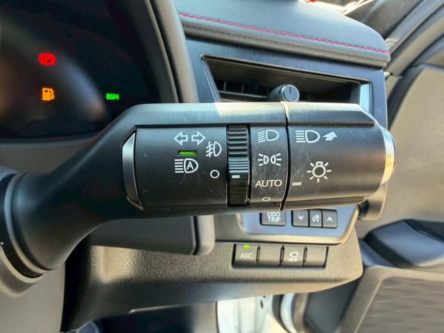 ＵＸ ２５０ｈ　Ｆスポーツ　衝突軽減／全周囲カメラ／レーダークルーズコントロール／コーナーセンサー／ＢＳＭ／ハンドルヒーター／シートヒーター／パワーシート／シートメモリ／ＥＴＣ／Ｂｌｕｅｔｏｏｔｈ／電動リアゲート／バックカメラ（47枚目）