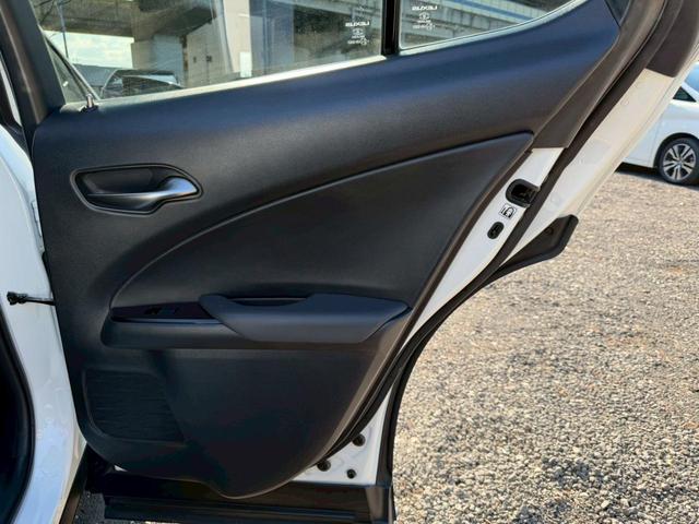 ＵＸ ２５０ｈ　Ｆスポーツ　衝突軽減／全周囲カメラ／レーダークルーズコントロール／コーナーセンサー／ＢＳＭ／ハンドルヒーター／シートヒーター／パワーシート／シートメモリ／ＥＴＣ／Ｂｌｕｅｔｏｏｔｈ／電動リアゲート／バックカメラ（60枚目）