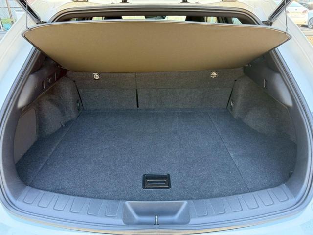 ＵＸ ２５０ｈ　Ｆスポーツ　衝突軽減／全周囲カメラ／レーダークルーズコントロール／コーナーセンサー／ＢＳＭ／ハンドルヒーター／シートヒーター／パワーシート／シートメモリ／ＥＴＣ／Ｂｌｕｅｔｏｏｔｈ／電動リアゲート／バックカメラ（67枚目）