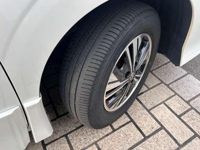 セレナ e-パワー ハイウェイスターV プロパイロット 左右ハンズフリーオートスライド アラウンドモニタ ナビTV ディーラーOP前後ドラレコ LED 純正15アルミ 日産中古車ワイド保証12ヶ月(19枚目)