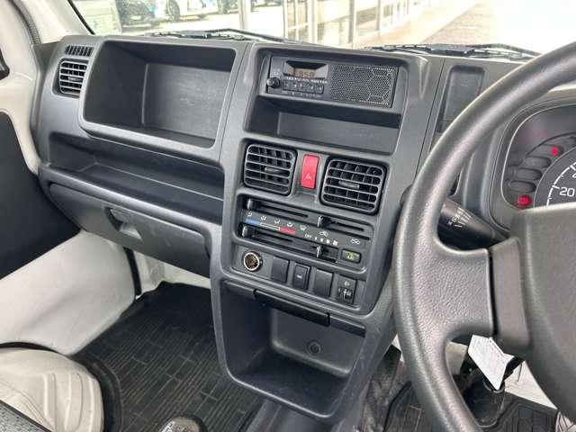 NT100クリッパートラック DX 5速マニュアル車 エアコン パワーステアリング 三方開 当社新車店下取りワンオーナー車 日産中古車ワイド保証12ケ月(7枚目)