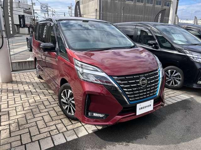 セレナ e-パワー ハイウェイスターV ステアリング&前席ヒータ プロパイロット LED アラウンドモニタ 10ワイドナビ 後席モニタ スマートミラー 左右ハンズフリーオート 純正16アルミ Dオプ前後ドラレコ 日産中古車ワイド保証12か月(2枚目)