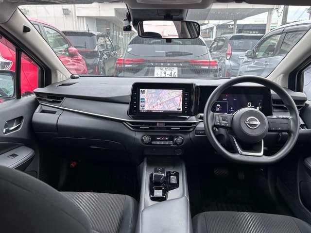 ノート X LEDライト 前後踏間違い防止 9インチワイドナビTV バックカメラ ETC ディーラーOP前後ドラレコ 日産中古車ワイド保証12か月(3枚目)