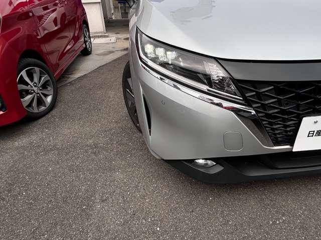 ノート X LEDライト 前後踏間違い防止 9インチワイドナビTV バックカメラ ETC ディーラーOP前後ドラレコ 日産中古車ワイド保証12か月(18枚目)