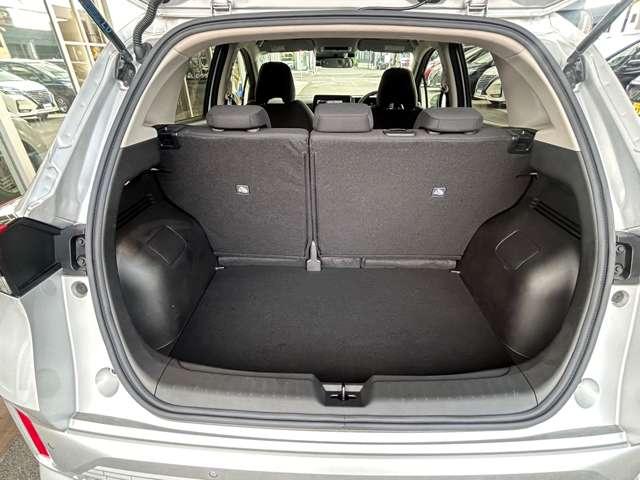 ノート Ｘ　ＬＥＤライト　９インチワイドナビＴＶ　バックカメラ　ＥＴＣ　前後踏間違防止　前＋車室内ドラレコ　　当社新車元展示試乗車　新車保証継承＆日産認定中古車保証２４カ月（12枚目）