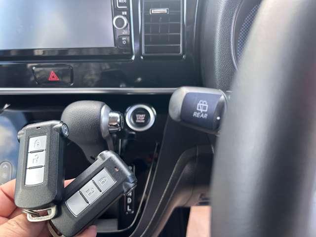 デイズルークス Ｘ　Ｖセレクション　左右オートスライド　アラウンドモニタ　ナビＴＶ　ＥＴＣ　前方向踏み間違い防止　純正１４アルミ　インテリジェントキー　オートエアコン　日産中古車ワイド保証１２カ月（6枚目）