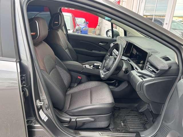 オーラ G FOUR ステア&前席ヒータ LED アラウンドモニタ 日産コネクトナビTV ETC 純正17アルミ 前+車室内ドラレコ 当社新車店下取ワンオーナー車 日産認定中古車保証24ケ月 新車保証継承(12枚目)