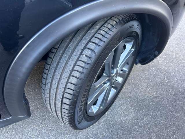 ジューク １５ＲＸ　アーバンセレクションスタイリブラックパック　キセノンライト　インテリジェントキー　オートエアコン　メモリナビフルセグＴＶ　バックカメラ　ＥＴＣ　純正１７ＡＷ　日産中古車ワイド保証１２ヶ月（15枚目）