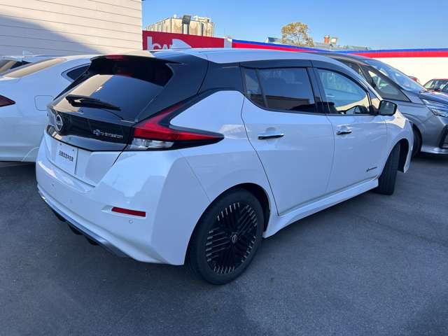 ���Y���Îԃ��C�h�ۏ؁@�u�P�Q�����E���s�����������v�@�i�ʓr��p�ɂĕۏ؂̂P�N�����Q�N�������\�ł��j�@�E�[�Ԍ�P���������P�O�O�O�������̖����_�������t�����Ă���܂��B