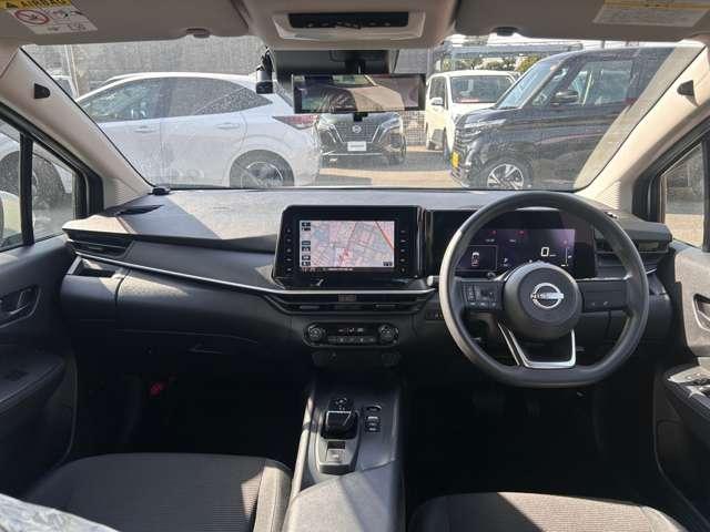 ノート Ｓ　インテリジェントキー　ＬＥＤライト　前後踏間違防止　アラウンドモニタ　９インチワイドナビＴＶ　ＥＴＣ　前後ドラレコ　日産中古車ワイド保証１２ヶ月（3枚目）