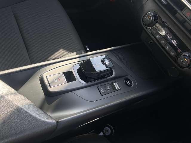 ノート Ｓ　インテリジェントキー　ＬＥＤライト　前後踏間違防止　アラウンドモニタ　９インチワイドナビＴＶ　ＥＴＣ　前後ドラレコ　日産中古車ワイド保証１２ヶ月（8枚目）