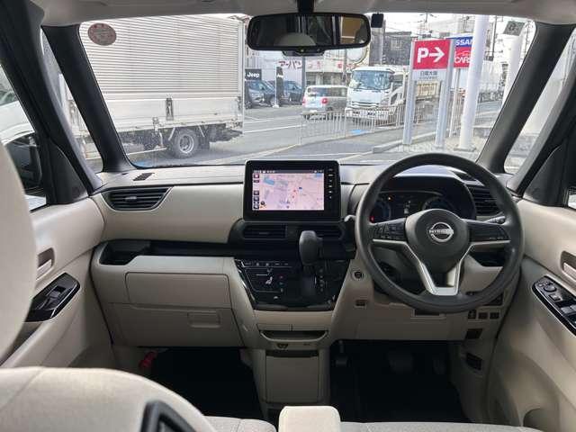 ルークス Ｘターボ　左右ハンズフリーオート　アラウンドモニタ　９インチワイドナビＴＶ　ＨＤＭＩ接続　ＥＴＣ　前＋車室内ドラレコ　ＬＥＤライト　前後踏み間違い防止　当社新車元展示試乗車　新車保証継承（3枚目）