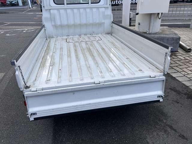 �w�O���J�x�ŉו��̐ςݍ��݂���o�������₷���A���ނ�؍ނȂǁA���܂��܂Ȍ`��̑f�ނ��^���ł��܂��B