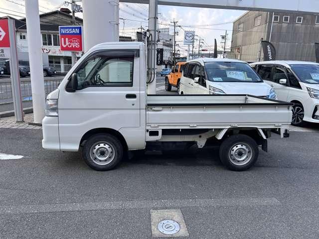 ���Y���Îԃ��C�h�ۏ؁@�u�P�Q�����E���s�����������v�@�i�ʓr��p�ɂĕۏ؂̂P�N�����Q�N�������\�ł��j�@�E�[�Ԍ�P���������P�O�O�O�������̖����_�������t�����Ă���܂��B