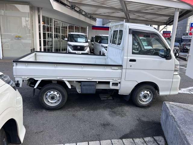 ���Y���Îԃ��C�h�ۏ؁@�u�P�Q�����E���s�����������v�@�i�ʓr��p�ɂĕۏ؂̂P�N�����Q�N�������\�ł��j�@�E�[�Ԍ�P���������P�O�O�O�������̖����_�������t�����Ă���܂��B