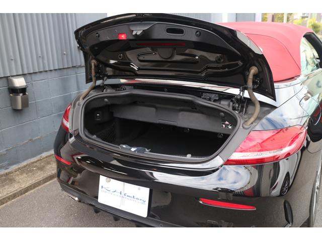 Cクラス C180カブリオレスポーツ レザーエクスクルーシブパッケージ レッドソフトトップ 赤レザーシート AMG19インチアルミ ブラインドスポットモニター LEDヘッドライト パドルシフト(34枚目)