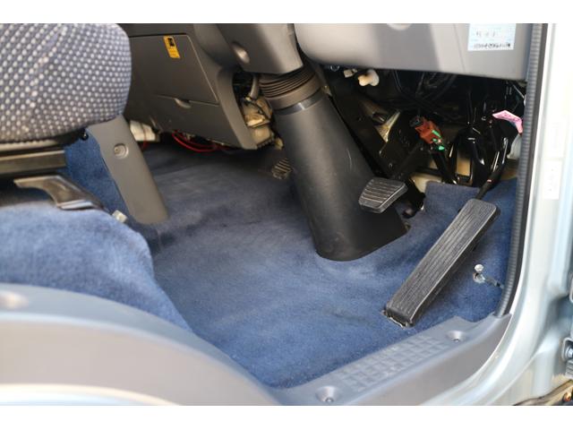 エルフトラック ＳＥカスタム　３ｔ　積載車　新車　ワンオーナー　メッキパネル　サイド煽りレス　丸環フック埋め込み　フロント廻り純正メッキパーツ（24枚目）