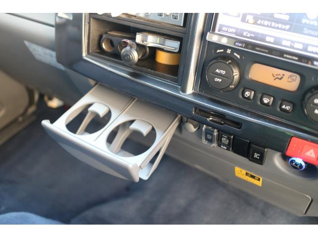 エルフトラック ＳＥカスタム　３ｔ　積載車　新車　ワンオーナー　メッキパネル　サイド煽りレス　丸環フック埋め込み　フロント廻り純正メッキパーツ（31枚目）