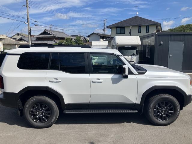 ランドクルーザー250 VX ランドクルーザー250/VX/サンルーフ/全周囲カメラ/レザーシート/レーダークルーズ/7人乗り/デジタルインナーミラー/シートヒーター/パワーバックドア(9枚目)