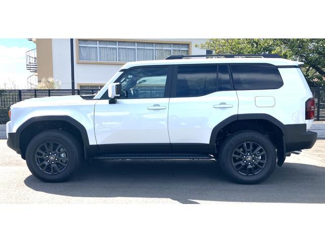 ランドクルーザー250 VX ランドクルーザー250/VX/サンルーフ/全周囲カメラ/レザーシート/レーダークルーズ/7人乗り/デジタルインナーミラー/シートヒーター/パワーバックドア(10枚目)