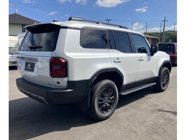 ランドクルーザー250 VX ランドクルーザー250/VX/サンルーフ/全周囲カメラ/レザーシート/レーダークルーズ/7人乗り/デジタルインナーミラー/シートヒーター/パワーバックドア(12枚目)