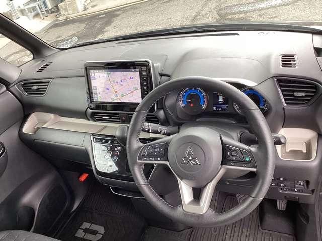 デリカミニ G プレミアム ナビ 衝突軽減ブレーキ MI-PILOT LED Aクルコン シートヒーター ETC ベンチシート エアコン コーナーセンサー パワステ アルミホイール キーレスエントリー エアバッグ スマートキー(5枚目)