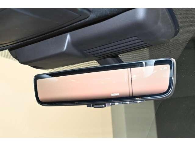 アウトランダーＰＨＥＶ Ｐエグゼクティブパッケージ　パノラマサンルーフ　ＭＩ－ＰＩＬＯＴ　本革シート　コーナーセンサー　電動リアゲート　全方位カメラ　サンルーフ（10枚目）