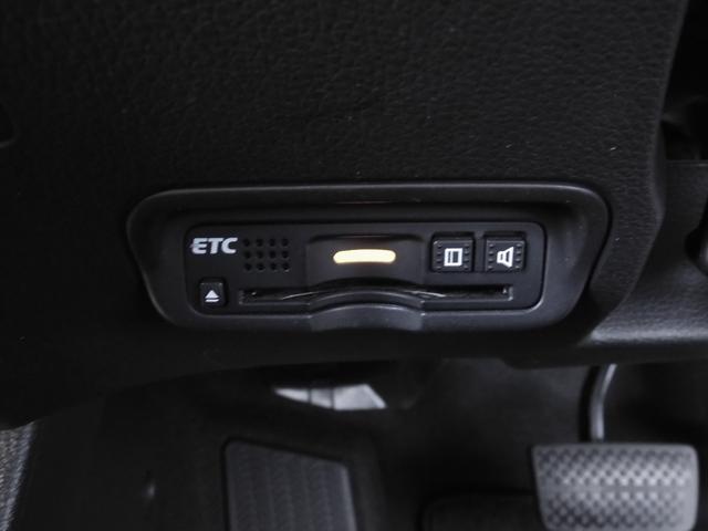 ヴェゼル ハイブリッドＸ・ホンダセンシング　ワンオーナー　ナビ　Ｂｌｕｅｔｏｏｔｈ　Ｒカメラ　ＥＴＣ　ＬＥＤオートライト＆フォグ　サイド＆カーテンＡＢ　電子パーキング　ブレーキホールド　左右独立温度調節ＡＣ　オートリトラミラー　ＵＳＢジャック（17枚目）