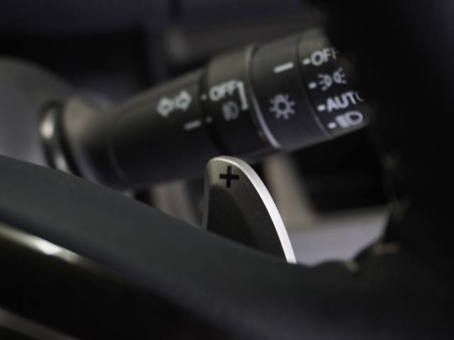 Ｎ－ＢＯＸカスタム Ｇ・Ｌターボホンダセンシング　純正８インチナビ　Ｒカメラ　フルセグ　Ｂｌｕｅｔｏｏｔｈ　ＵＳＢ　前後ドラレコ　ＥＴＣ　シートバックテーブル　両側パワースライドドア　シートヒーター　オートハイビーム　スマートキー２個（26枚目）