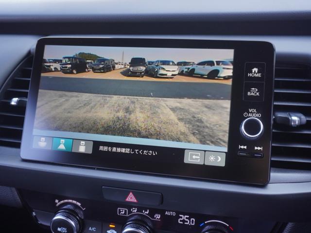 フィット ｅ：ＨＥＶホーム　元弊社デモカー　９型コネクトディスプレイナビ　衝突軽減ブレーキ　渋滞追従機能　急アクセル抑制機能　ＬＥＤオートライト　オートハイビーム　サイド＆カーテンＡＢ　電子パーキング　Ｐセンサー　ＥＴＣ２．０（4枚目）