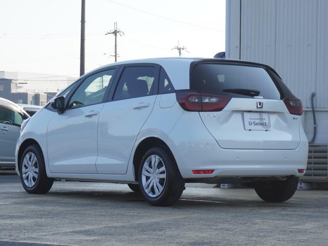 フィット ｅ：ＨＥＶホーム　元弊社デモカー　９型コネクトディスプレイナビ　衝突軽減ブレーキ　渋滞追従機能　急アクセル抑制機能　ＬＥＤオートライト　オートハイビーム　サイド＆カーテンＡＢ　電子パーキング　Ｐセンサー　ＥＴＣ２．０（26枚目）
