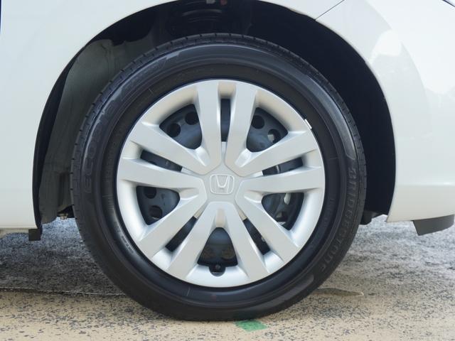 フィット ｅ：ＨＥＶホーム　元弊社デモカー　９型コネクトディスプレイナビ　衝突軽減ブレーキ　渋滞追従機能　急アクセル抑制機能　ＬＥＤオートライト　オートハイビーム　サイド＆カーテンＡＢ　電子パーキング　Ｐセンサー　ＥＴＣ２．０（34枚目）