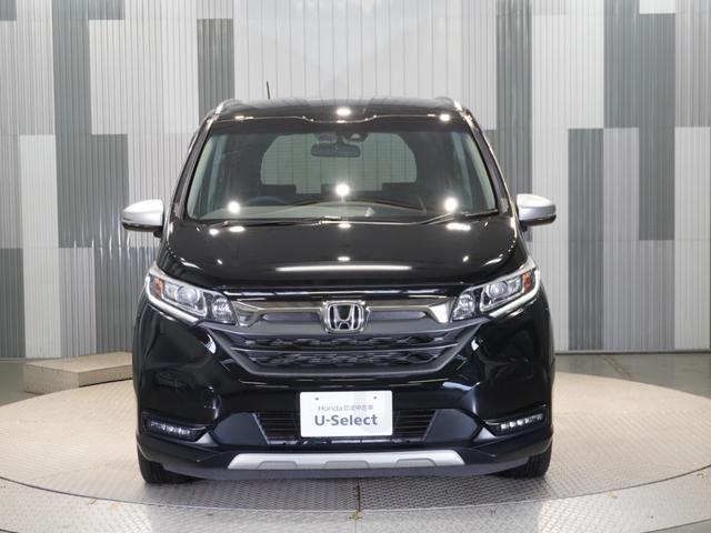 フリード＋ハイブリッド ハイブリッド・クロスターホンダセンシング　タイヤ４本新品交換　９型ナビ　前後ドラレコ　リアカメラ　ＬＥＤオートライト＆フォグ　ＥＴＣ　両側電動スライド　革巻きハンドル　ブルートゥース　オートリトラミラー　ワンオーナー　１５インチアルミ（22枚目）