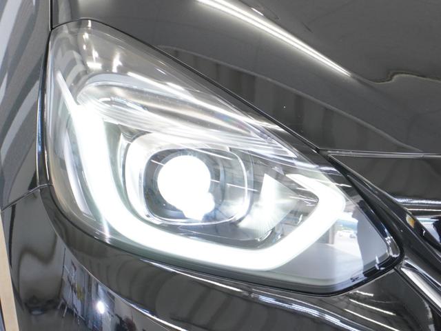 フィット ｅ：ＨＥＶリュクス　ワンオーナー　９型ナビ　衝突軽減ブレーキ　渋滞追従機能　リアカメラ　ＬＥＤオートライト　オートハイビーム　サイド＆カーテンＡＢ　Ｐセンサー　本革シート　ステアリングヒーター　ＥＴＣ２．０　ＵＳＢ（9枚目）