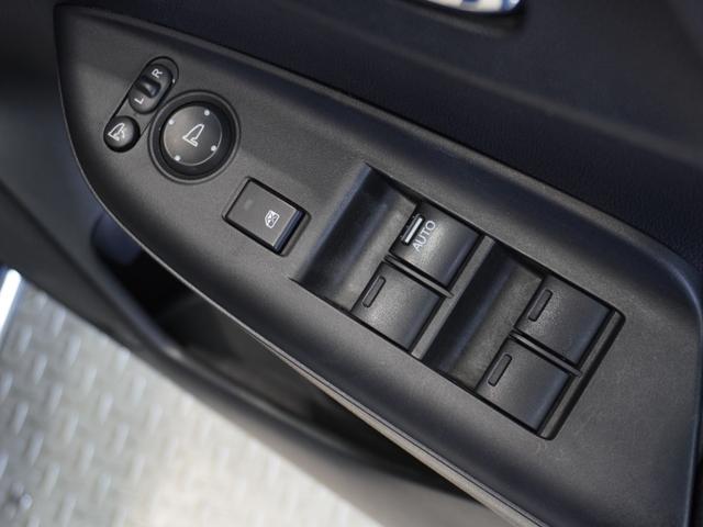 シャトル ハイブリッドＺホンダセンシング　ワンオーナー　８型ナビ　衝突軽減ブレーキ　ナビ連動前後ドラレコ　ＬＥＤオートライト　オートハイビーム　サイド＆カーテンＡＢ　オートリトラミラー　ＥＴＣ　ルーフレール　ブルートゥース　革巻ステアリング（36枚目）