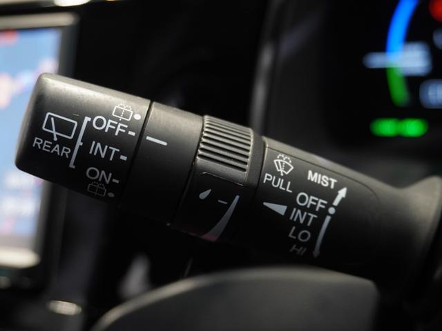 シャトル ハイブリッドＺホンダセンシング　ワンオーナー　８型ナビ　衝突軽減ブレーキ　ナビ連動前後ドラレコ　ＬＥＤオートライト　オートハイビーム　サイド＆カーテンＡＢ　オートリトラミラー　ＥＴＣ　ルーフレール　ブルートゥース　革巻ステアリング（53枚目）