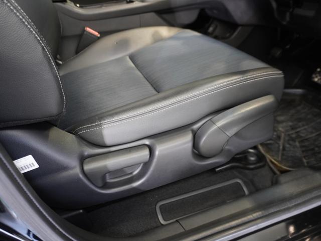 シャトル ハイブリッドＺホンダセンシング　ワンオーナー　８型ナビ　衝突軽減ブレーキ　ナビ連動前後ドラレコ　ＬＥＤオートライト　オートハイビーム　サイド＆カーテンＡＢ　オートリトラミラー　ＥＴＣ　ルーフレール　ブルートゥース　革巻ステアリング（56枚目）