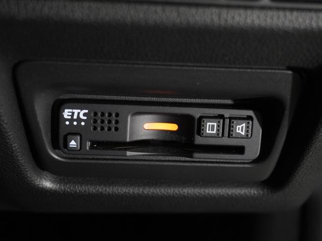 ステップワゴンスパーダ スパーダホンダセンシング　７人乗り　わくわくゲート　１０型ナビ　衝突軽減ブレーキ　ナビ連動ドラレコ　ＬＥＤオートライト　両側ＰＳＤ　革巻ステアリング　シートバックテーブル　ブルートゥース　音楽録音機能　ＵＳＢ　ＥＴＣ　Ｒカメラ（17枚目）