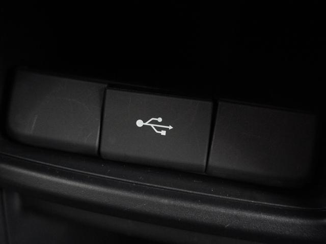 ステップワゴンスパーダ スパーダホンダセンシング　７人乗り　わくわくゲート　１０型ナビ　衝突軽減ブレーキ　ナビ連動ドラレコ　ＬＥＤオートライト　両側ＰＳＤ　革巻ステアリング　シートバックテーブル　ブルートゥース　音楽録音機能　ＵＳＢ　ＥＴＣ　Ｒカメラ（19枚目）