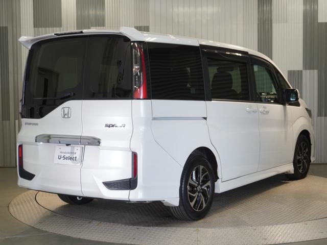 ステップワゴンスパーダ スパーダホンダセンシング　７人乗り　わくわくゲート　１０型ナビ　衝突軽減ブレーキ　ナビ連動ドラレコ　ＬＥＤオートライト　両側ＰＳＤ　革巻ステアリング　シートバックテーブル　ブルートゥース　音楽録音機能　ＵＳＢ　ＥＴＣ　Ｒカメラ（27枚目）