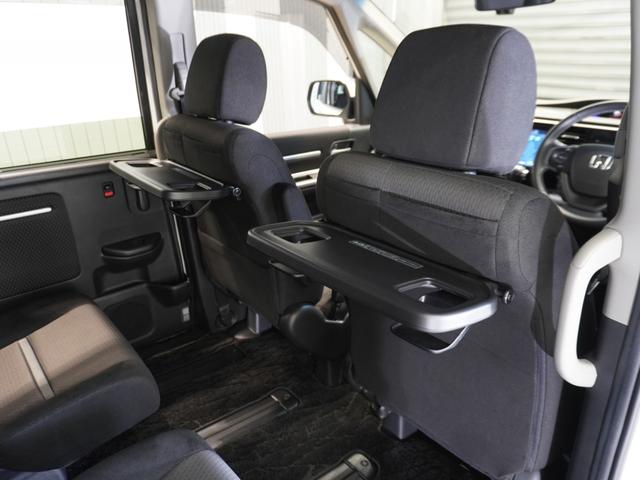 ステップワゴンスパーダ スパーダホンダセンシング　７人乗り　わくわくゲート　１０型ナビ　衝突軽減ブレーキ　ナビ連動ドラレコ　ＬＥＤオートライト　両側ＰＳＤ　革巻ステアリング　シートバックテーブル　ブルートゥース　音楽録音機能　ＵＳＢ　ＥＴＣ　Ｒカメラ（35枚目）