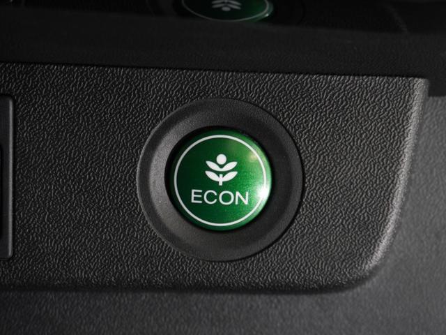 ステップワゴンスパーダ スパーダホンダセンシング　７人乗り　わくわくゲート　１０型ナビ　衝突軽減ブレーキ　ナビ連動ドラレコ　ＬＥＤオートライト　両側ＰＳＤ　革巻ステアリング　シートバックテーブル　ブルートゥース　音楽録音機能　ＵＳＢ　ＥＴＣ　Ｒカメラ（61枚目）