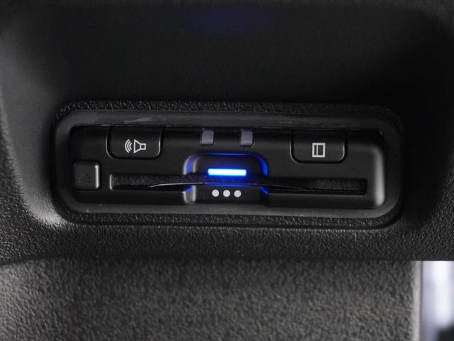 N-BOXカスタム ターボ 元当社デモカー 9型コネクトナビ 衝突軽減ブレーキ 急アクセル抑制機能 ナビ連動ドラレコ Pセンサー サイド&カーテンAB 両側PSD シートヒーター 電子パーキング ブレーキホールド ETC(18枚目)