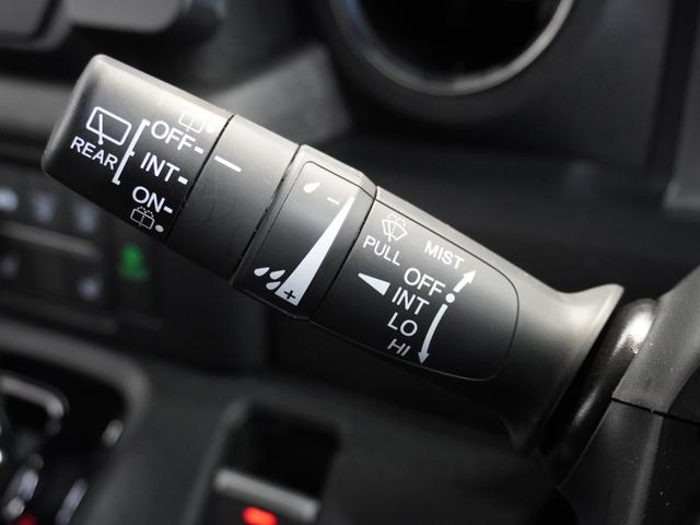 N-BOXカスタム ターボ 元当社デモカー 9型コネクトナビ 衝突軽減ブレーキ 急アクセル抑制機能 ナビ連動ドラレコ Pセンサー サイド&カーテンAB 両側PSD シートヒーター 電子パーキング ブレーキホールド ETC(49枚目)