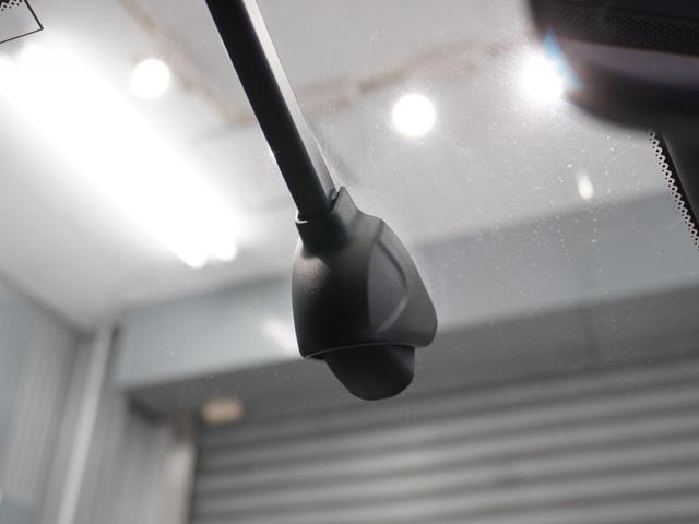 フィット e:HEVRS ワンオーナー 9型ナビ ナビ連動前後ドラレコ 衝突軽減ブレーキ 急アクセル抑制機能 サイド&カーテンAB LEDオートライト オートハイビーム パーキングセンサー ブレーキホールド Rカメラ ETC(5枚目)