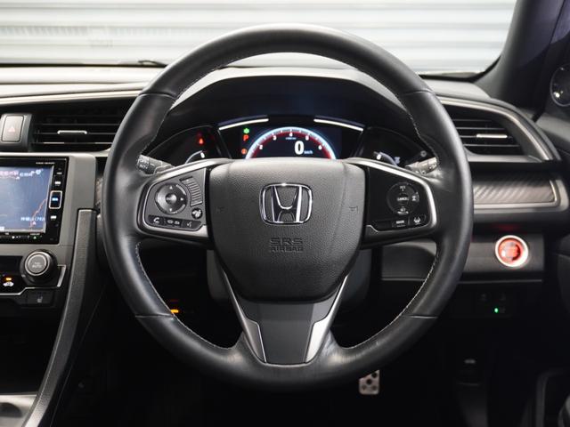 シビック ハッチバック　純正ナビ　フルセグ　バックカメラ　Ｂｌｕｅｔｏｏｔｈ　本革ステアリング　パドルシフト　ブレーキホールド　ホンダセンシング　レーンキープ　アダプティブクルーズコントロール　スマートキー２個（35枚目）