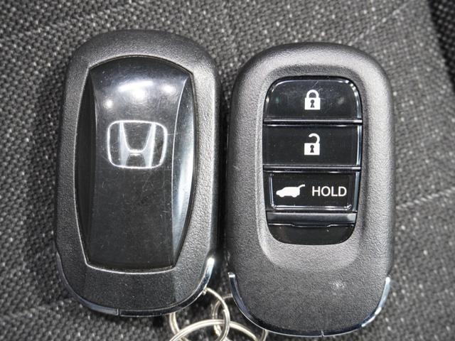 ヴェゼル ｅ：ＨＥＶＺ　コネクトナビ　前後ドラレコ　後方車両検知　シートヒーター　電動テールゲート　リアカメラ　ＥＴＣ２．０　渋滞追従　ＬＥＤオートライト＆フォグ　前後障害物センサー　ブルートゥース　ワンオーナー（53枚目）