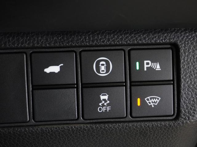 ヴェゼル ｅ：ＨＥＶＺ　コネクトナビ　前後ドラレコ　後方車両検知　シートヒーター　電動テールゲート　リアカメラ　ＥＴＣ２．０　渋滞追従　ＬＥＤオートライト＆フォグ　前後障害物センサー　ブルートゥース　ワンオーナー（60枚目）