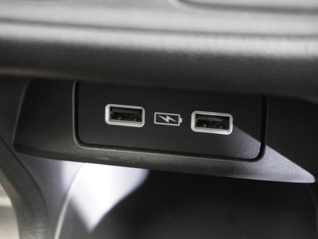 ヴェゼル ｅ：ＨＥＶＺ　コネクトナビ　前後ドラレコ　後方車両検知　シートヒーター　電動テールゲート　リアカメラ　ＥＴＣ２．０　渋滞追従　ＬＥＤオートライト＆フォグ　前後障害物センサー　ブルートゥース　ワンオーナー（71枚目）